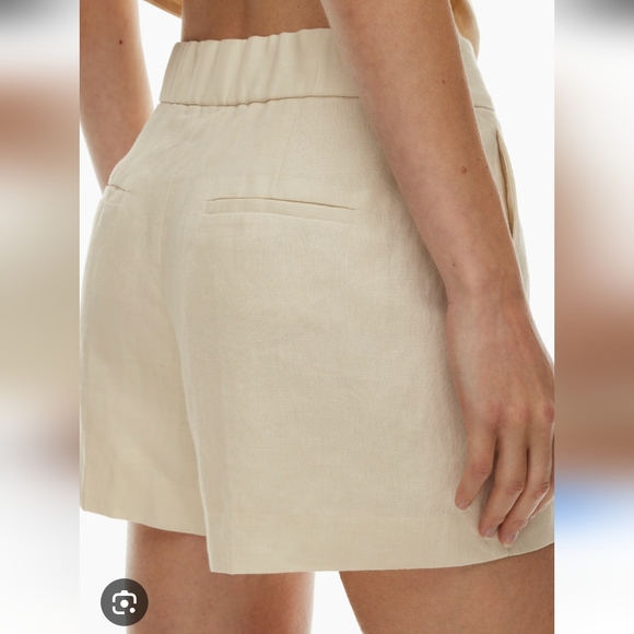 Aritzia Limitless Shorts - Picture 3 of 6